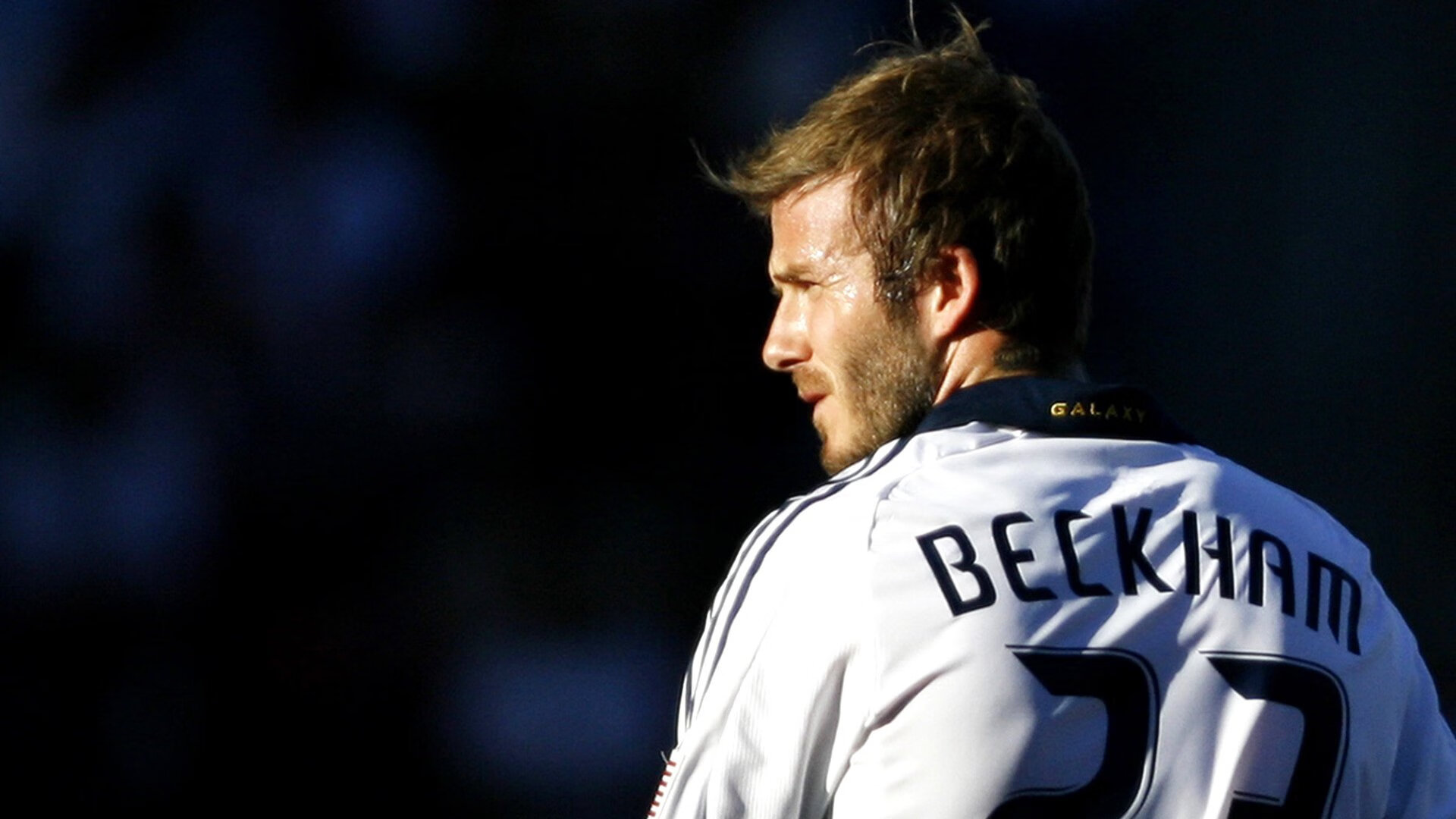 里昂之夜，马丁内利高光闪耀，巴西新星碾压乌拉圭防线